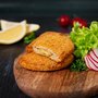 Vega cordonbleu met extra kaas en wok groenten